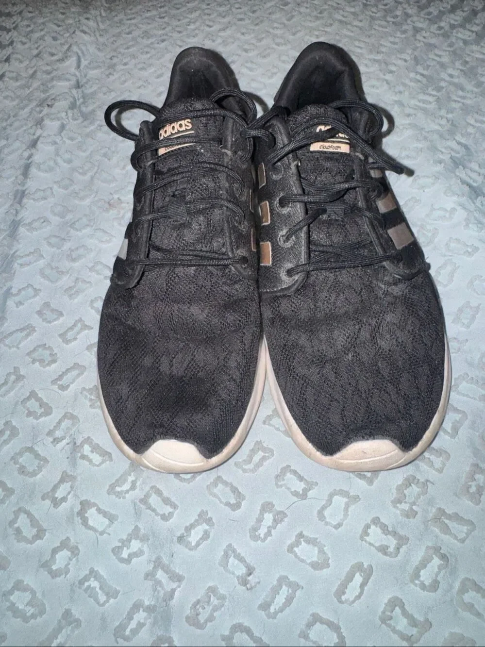 Adidas cloudfoam sneakers size 8.5